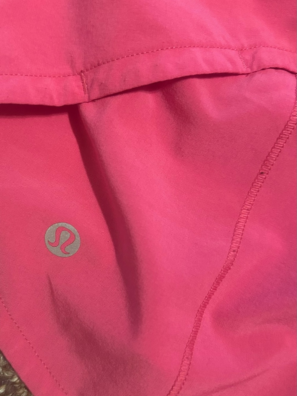 LULULEMON 2 Bright Pink Athletic Crop Top & Short Set Flowy Lightweight Workout - Picture 5 of 7